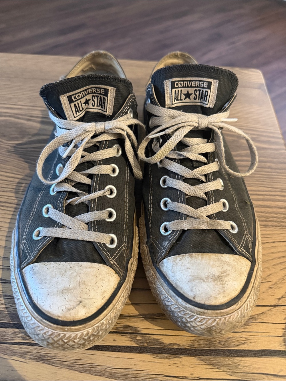 Black converse